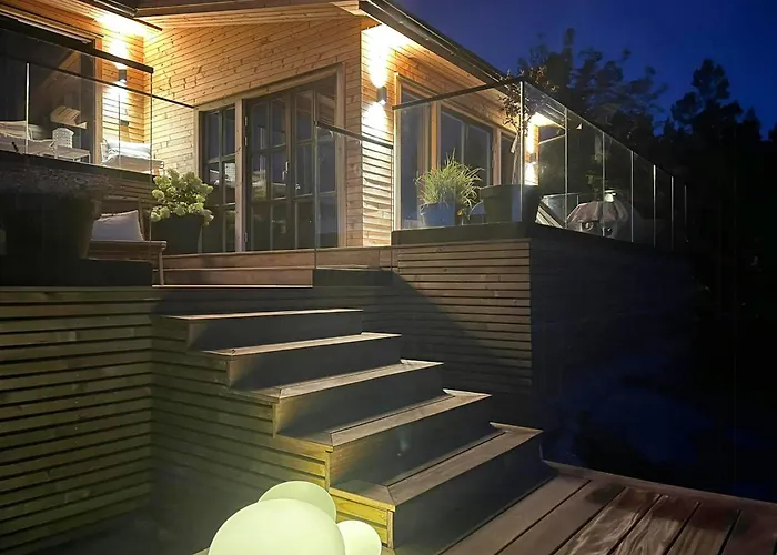 Sejl Til Din Kahyt Og Nyd Fantastisk Design I Skaergarden Feriehus *